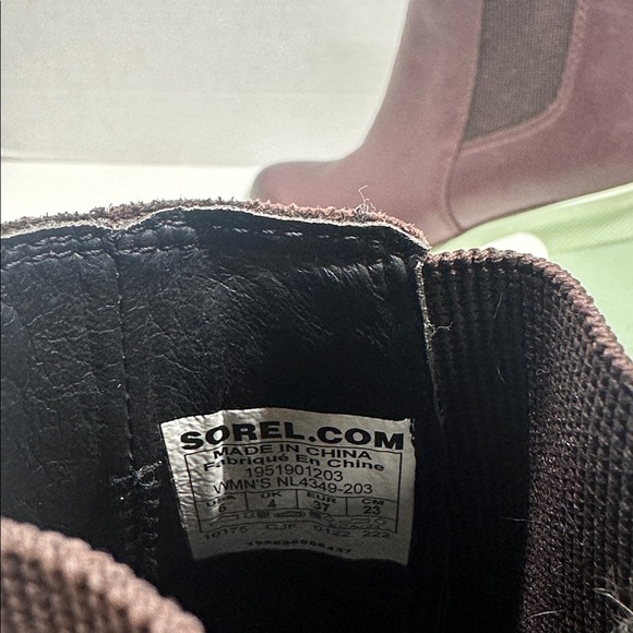 Sorel Brex Chelsea Ankle Boots High Heeled Waterproof Booties Red Mint Size 6 - Picture 6 of 8